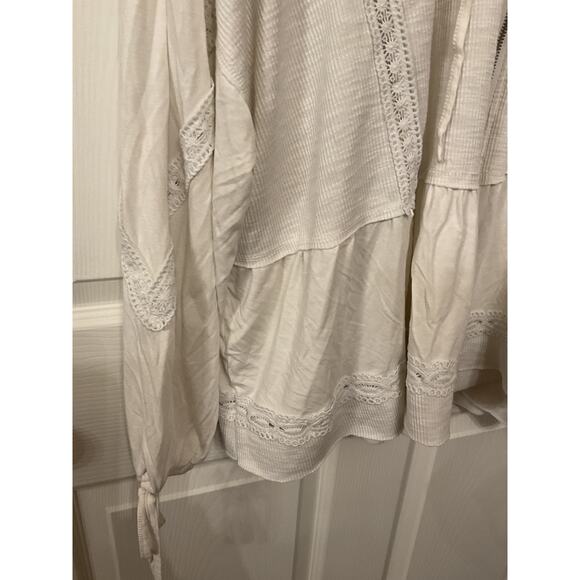 POL Oversized Beachy Lace Trime Full Zip Balloon Sleeve Hoodie, L - Picture 3 of 7